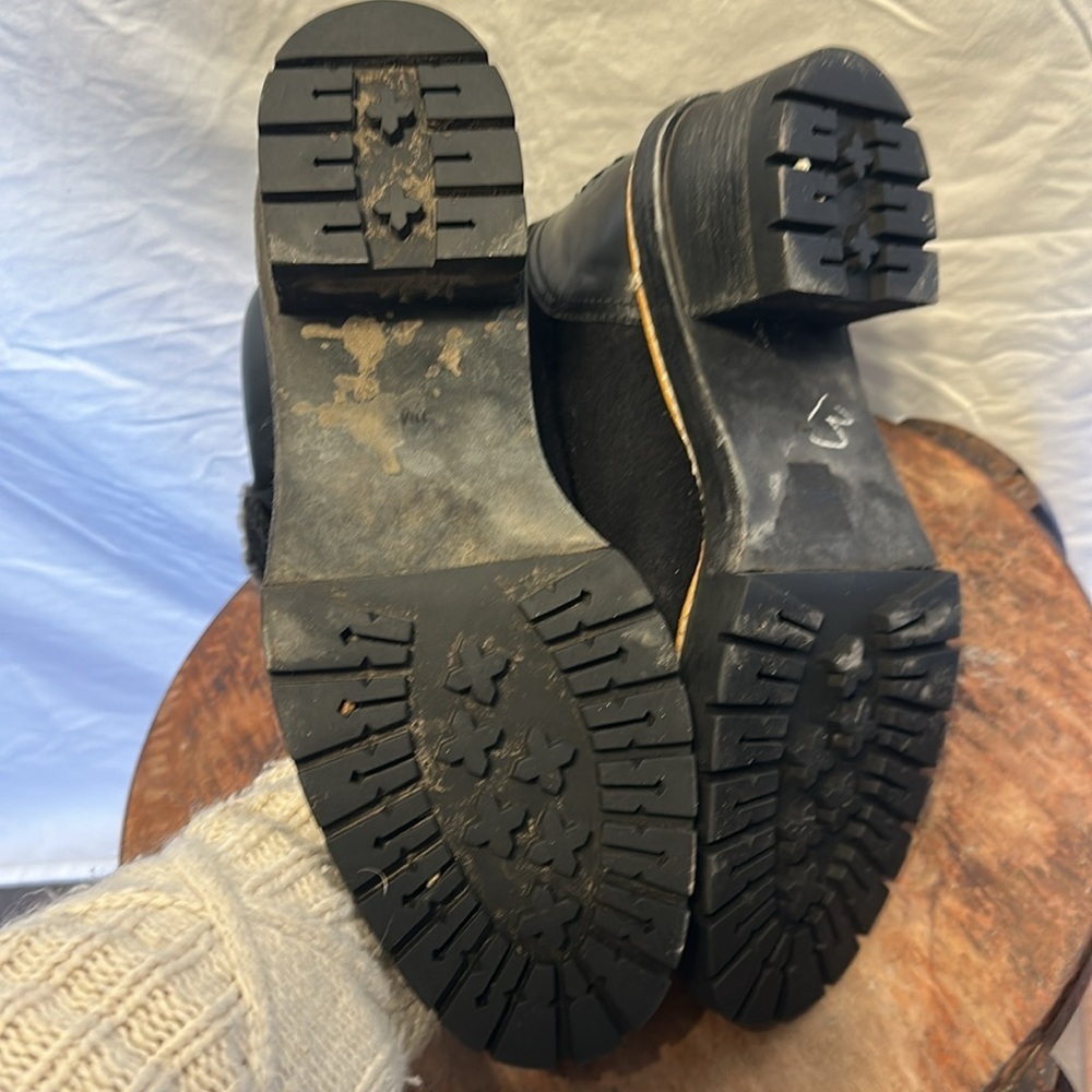 Tory Burch Shearling Wool Leather Miller Lug Sole Black/Grey Bootie size 10.5 - Picture 8 of 10